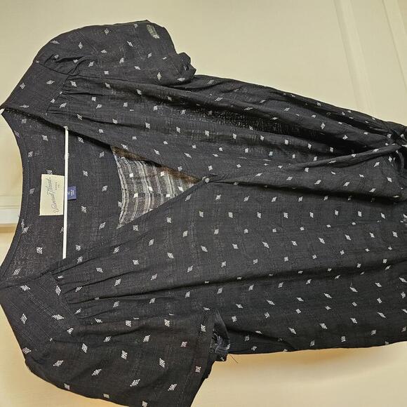 Universal Thread Women's XS Black Tied Top - Picture 2 of 5